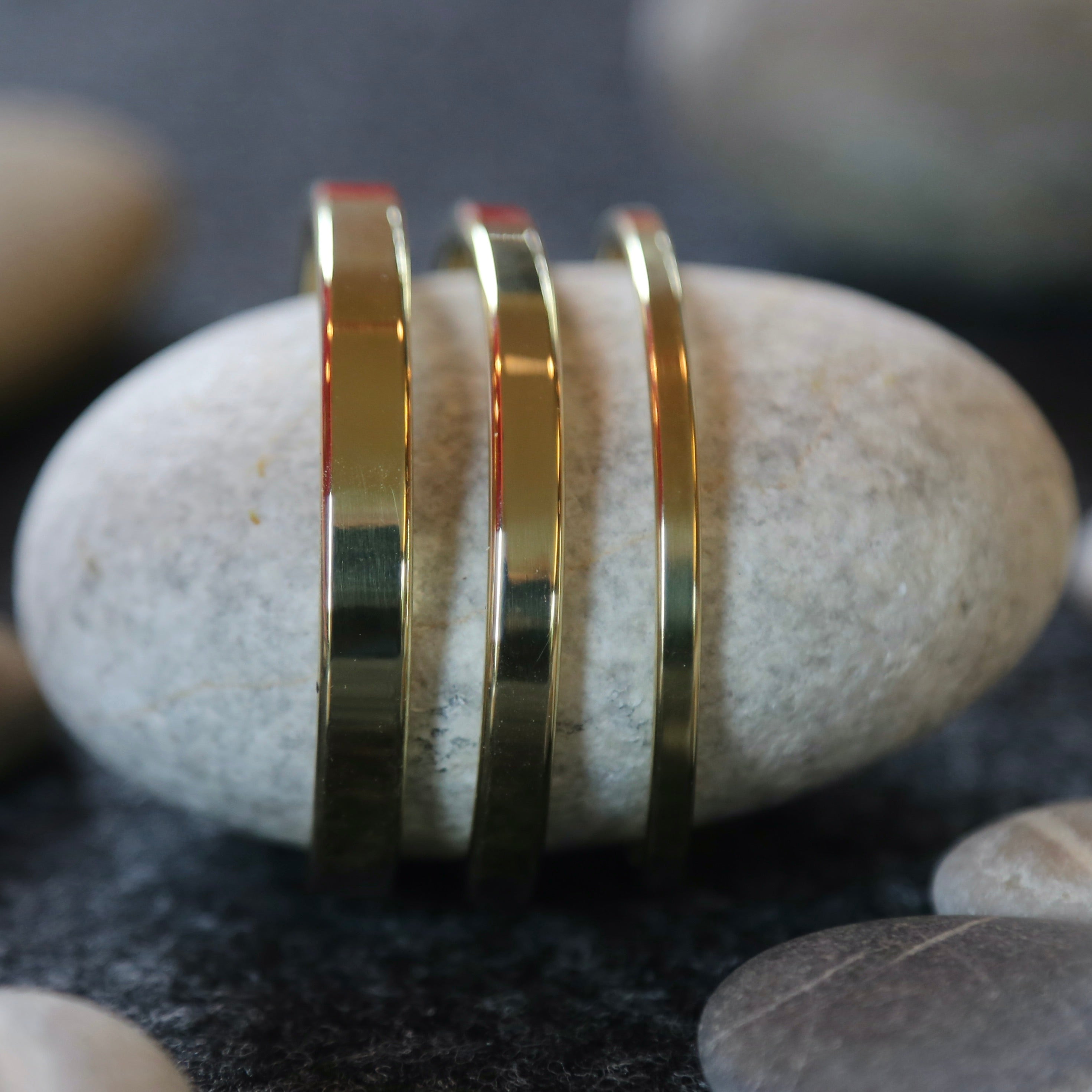 Handgemachter Messing Armreif – Schmuck mit Seele & Ausdruckskraft.  | LOIS MATHAR