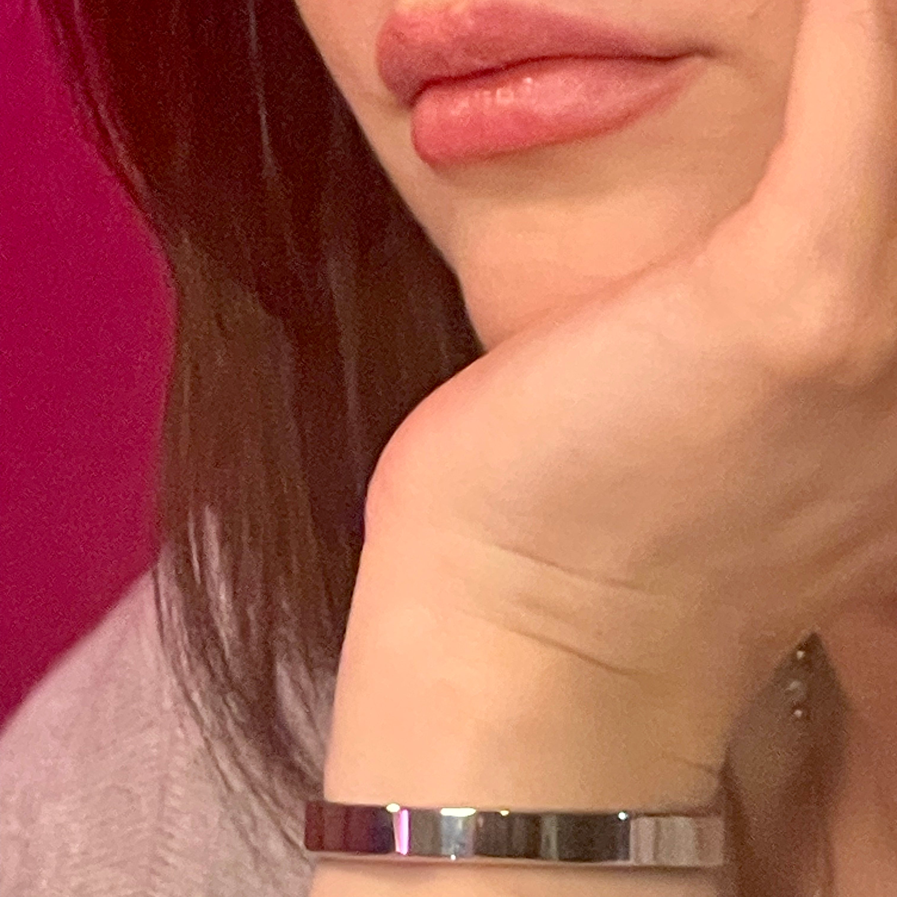 Breites Edelstahl Armband handgemacht –   Designerseele trifft Handwerkskunst.